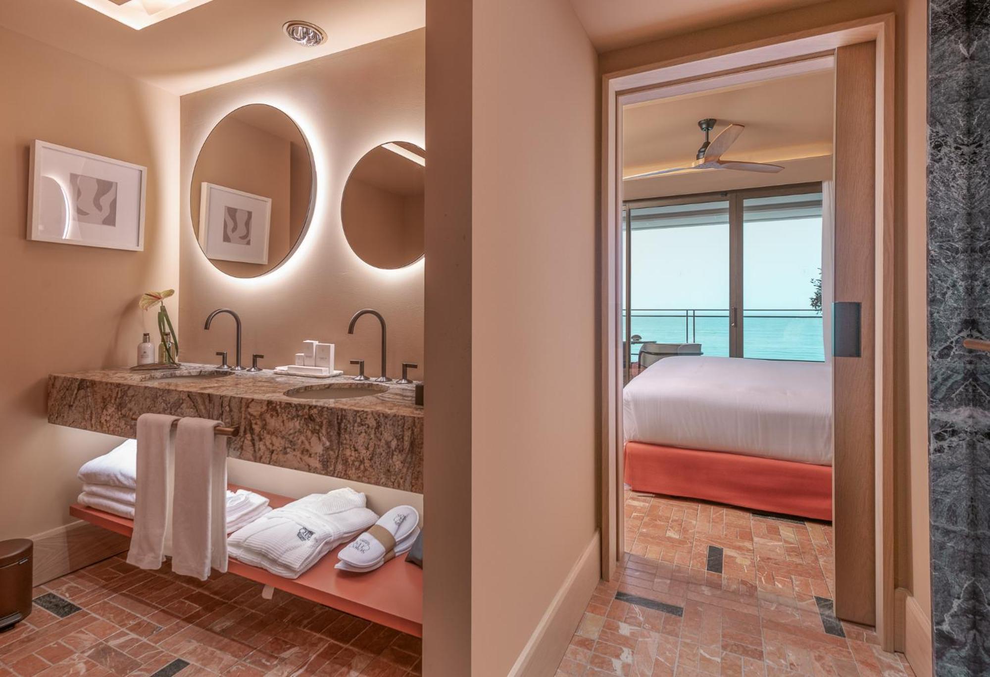 Double or Twin Room Sea View,1555000936:JPEG