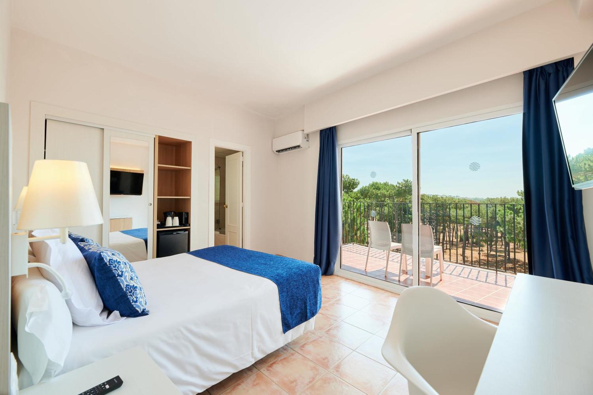 Double Room,1614785974:JPEG