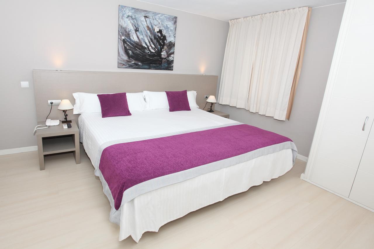 One-Bedroom Apartment,888424966:JPEG