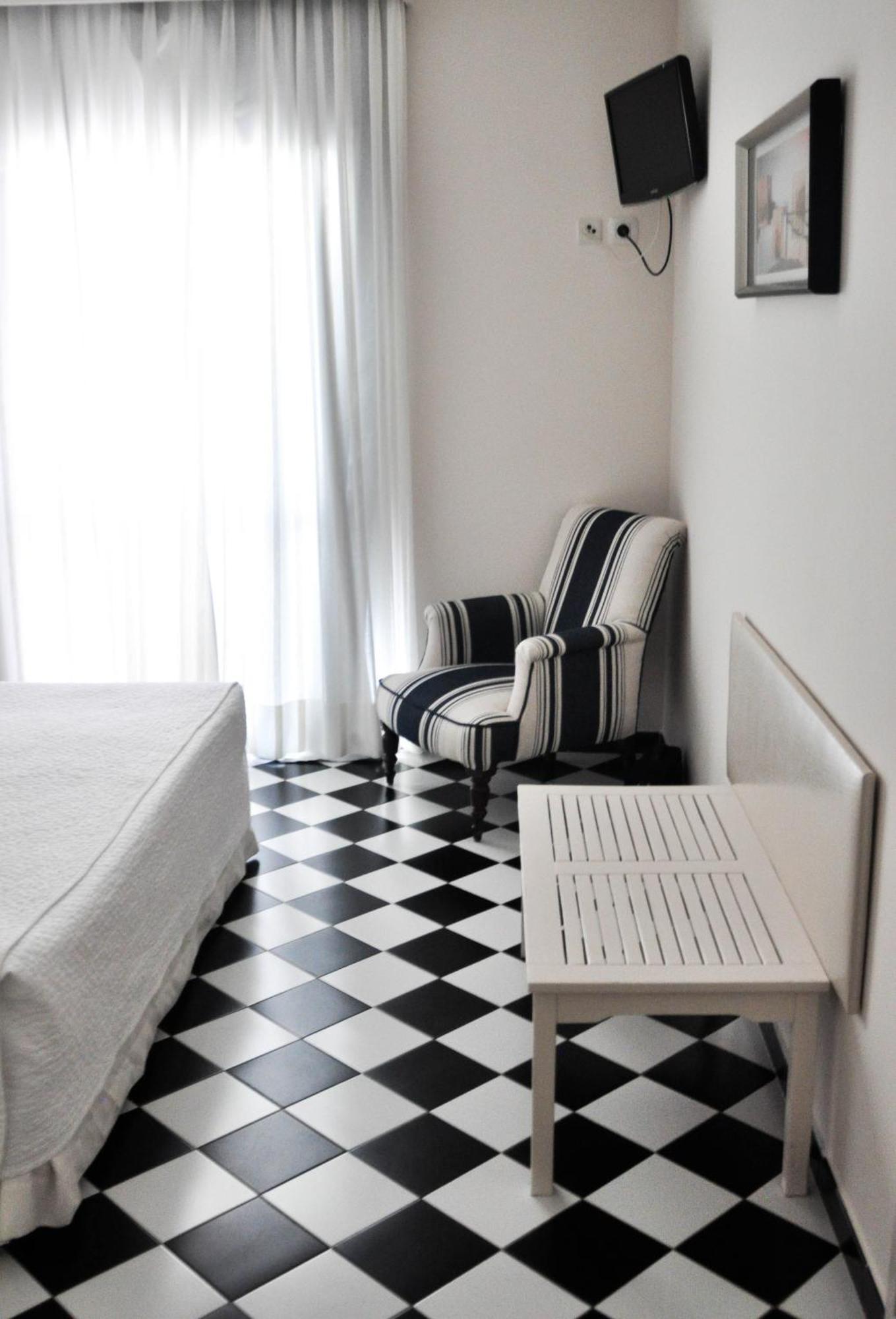 Double Room,684923295:JPEG